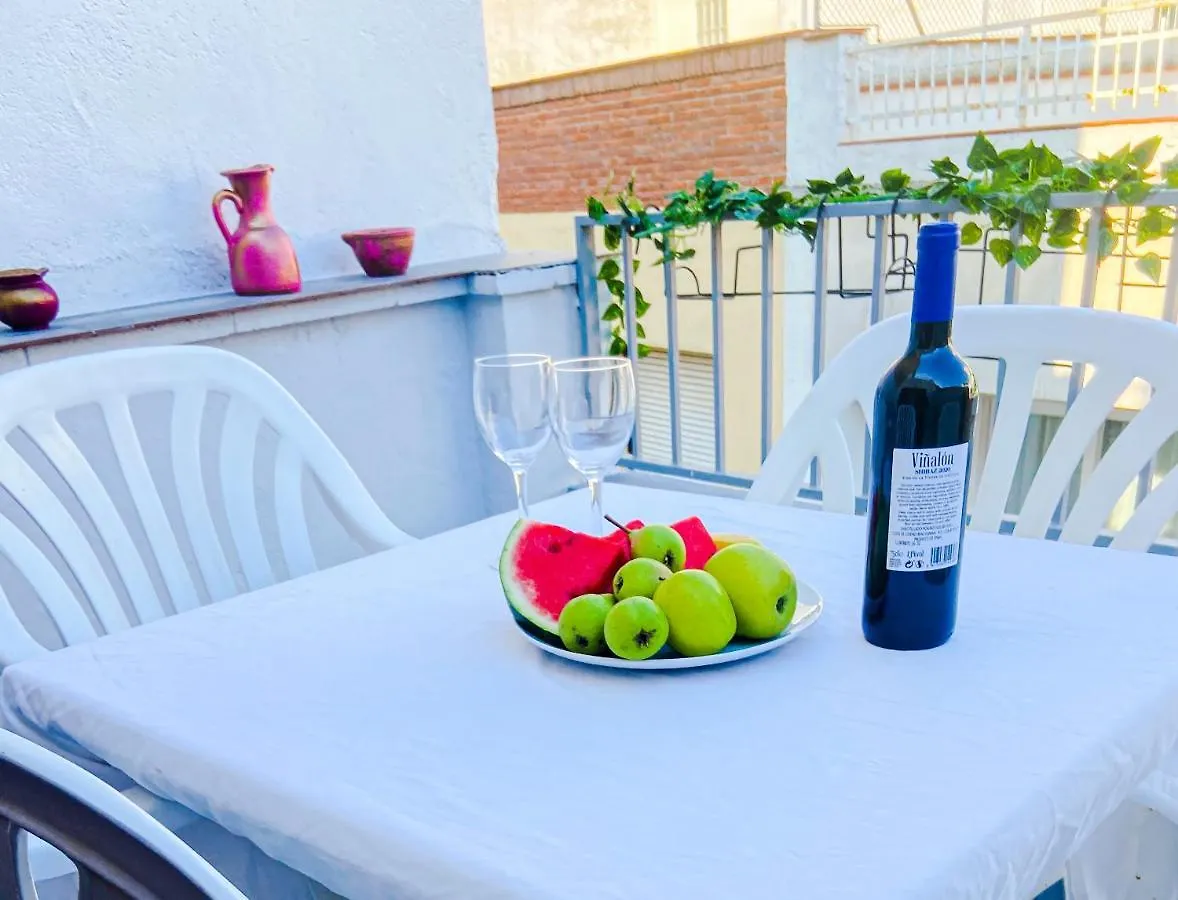 Apartment Elegant 2 Bedroom, Big Terrace 200M From Beach Lloret de Mar