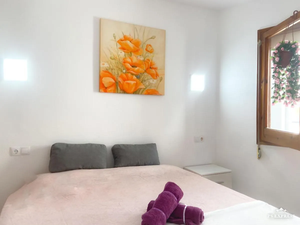 Elegant 2 Bedroom, Big Terrace 200M From Beach Lloret de Mar